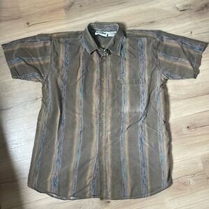 Vintage Steeple Chase Short-Sleeve Button Down Shirt.‎ Brown. Large. GUC.